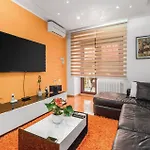 Gorgeous In شقة