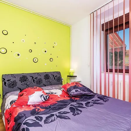 Gorgeous In Appartement
