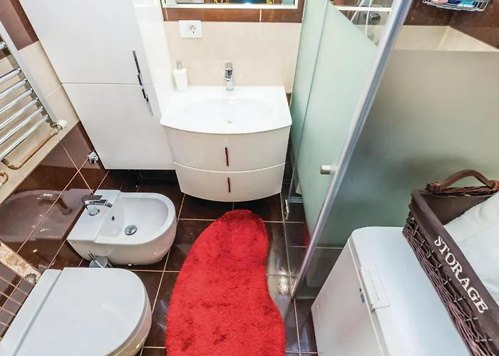 2 Bedroom Amazing In Apartmán Rijeka